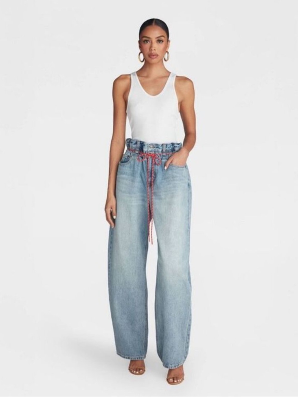 NWT KBB by KAHLANA Women’s Barrel Leg “The Paper Bag Jean” Size 8